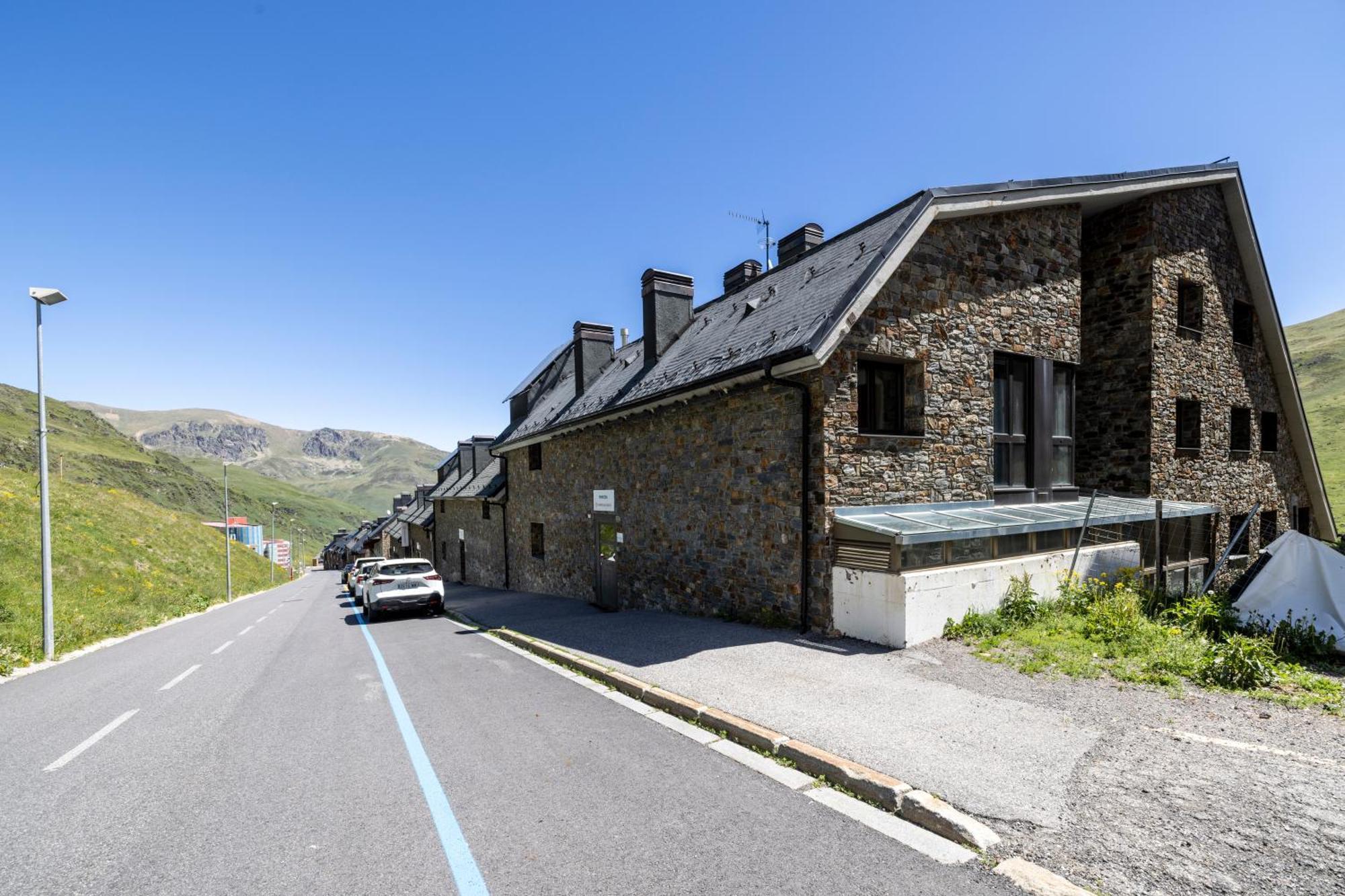 Increibles Vistas A Las Montanas En El Pas De La Casa - Parking - Wifi - Ski In Ski Out L By Bonesvacances Luaran gambar